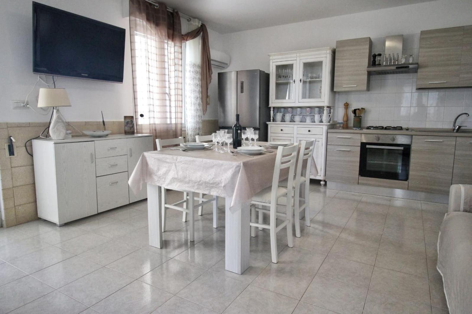 Fronte Mare Apartment Торе Сан Джовани Удженто Екстериор снимка